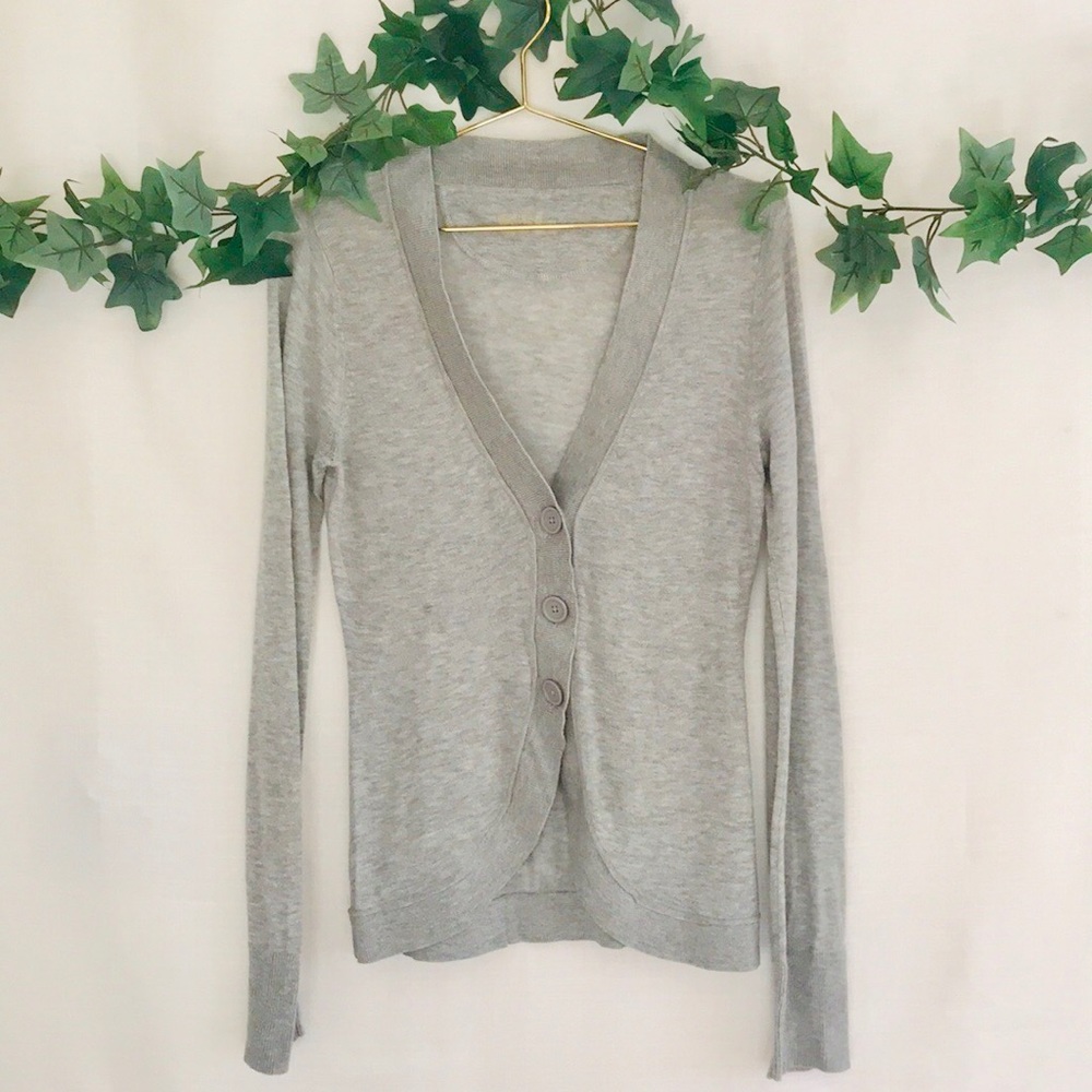 Mossimo size S gray cardigan